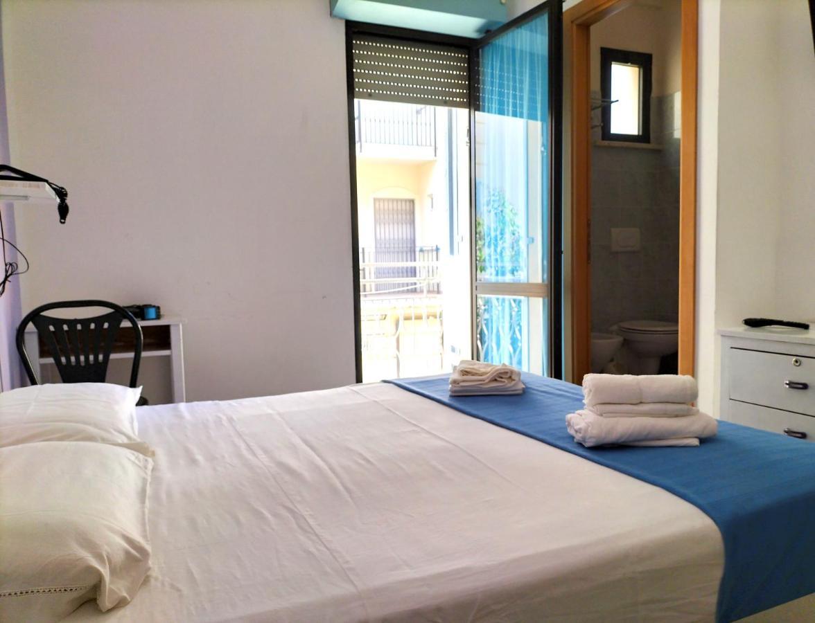 Hotel Zenith Rimini Buitenkant foto