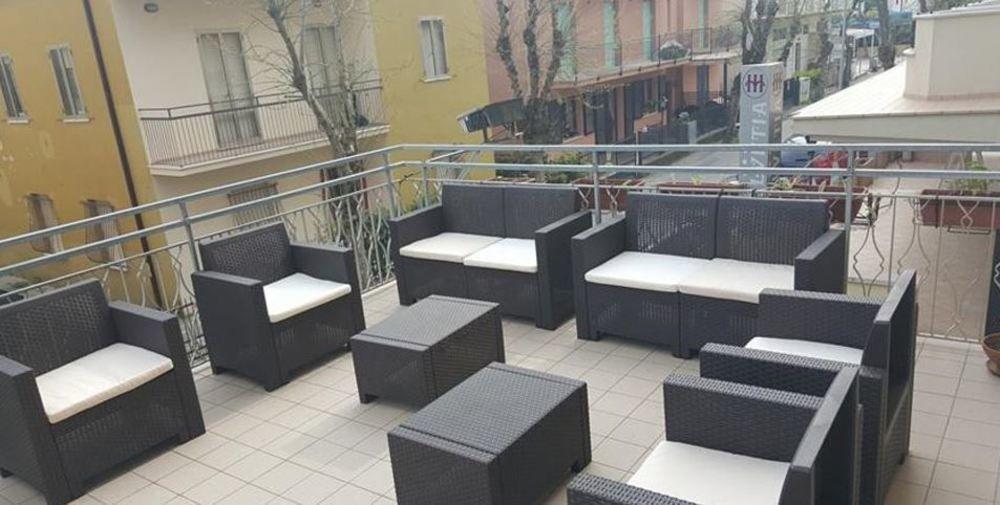 Hotel Zenith Rimini Buitenkant foto